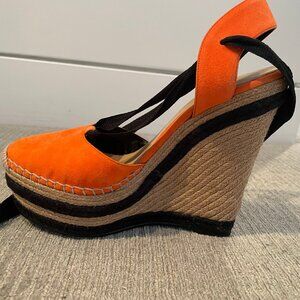 Gucci espadrilles orange size 38